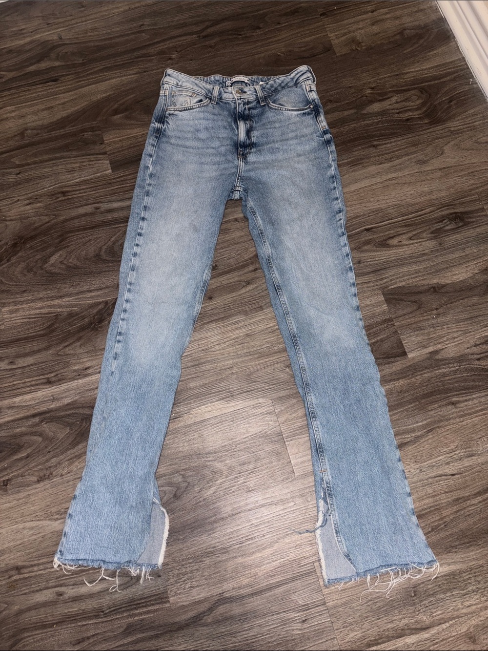 Light Wash Women’s Jeans - Classic Straight